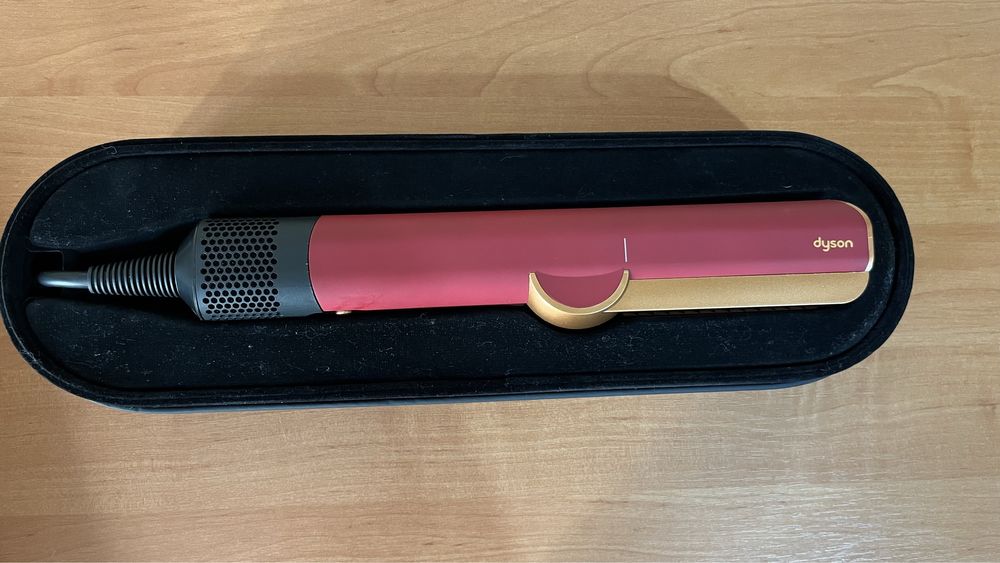 Dyson Airstrait утюжок выпрямитель