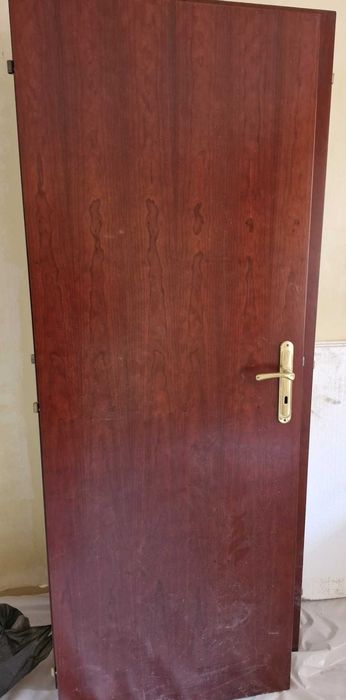 Дървени интериорни врати – високо качество, много запазени