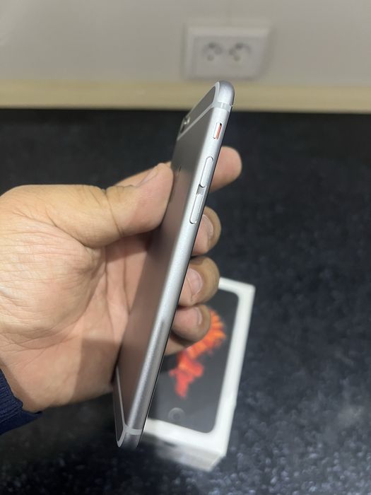 iPhone 6S 64Gb ideal