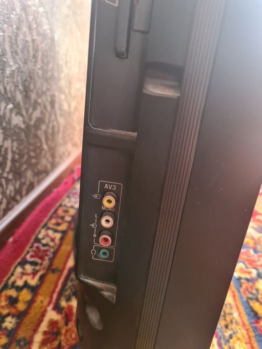 Продам Телевизор SONY
