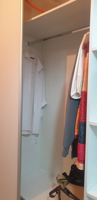 Продам шкаф для одежды