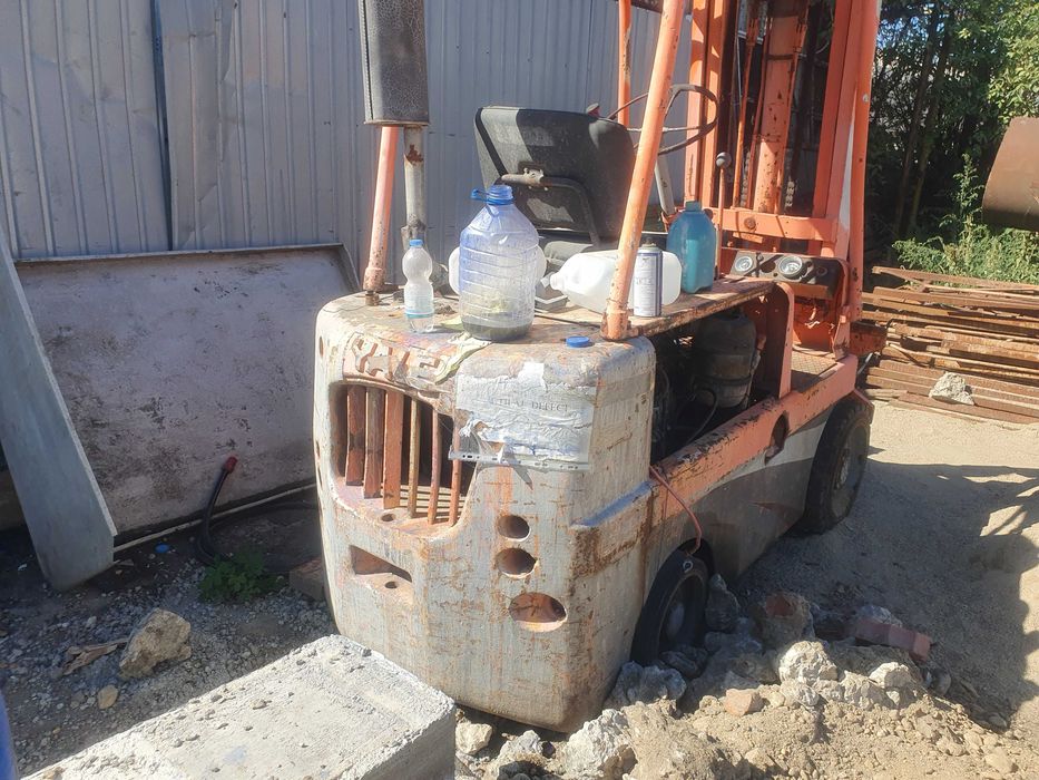 LT 35 si Mercedes A190 automat si piese