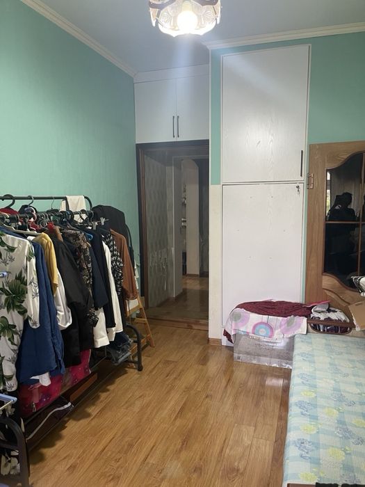 4-комнатная квартира. Переделанная в 3-комнатную. Сергели-2, корзинка