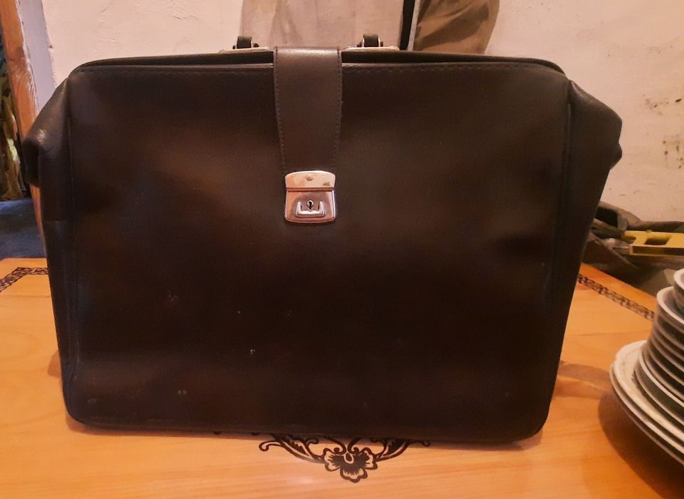 Советские кожанные сумки