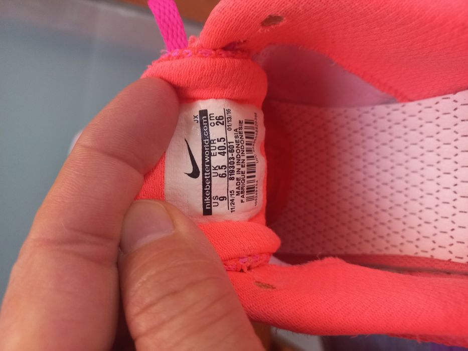 Кроссовки NIKE оригиналы