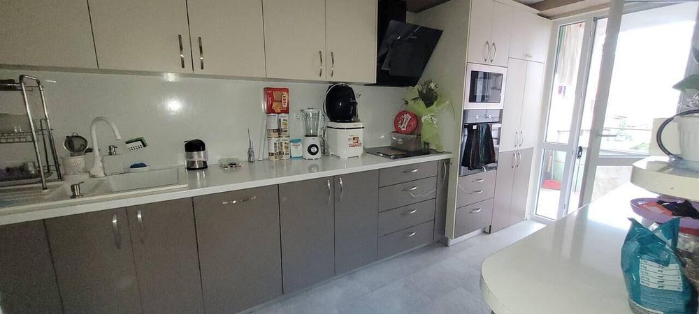 Продава се Къща в Бургас, Център - 160 кв.м за 1134 €/кв.м - Снимка #1