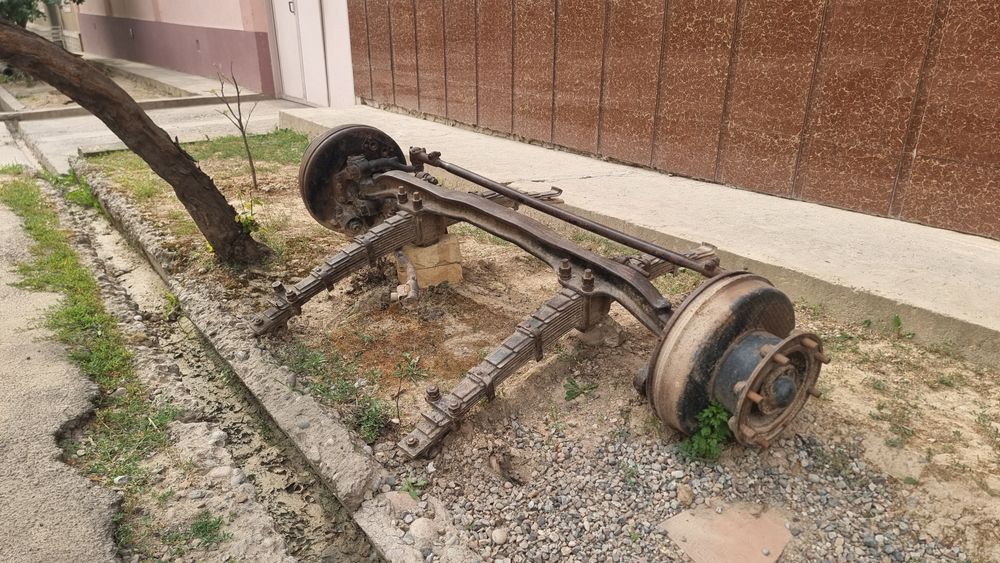 Зил  олди передок рессор билан