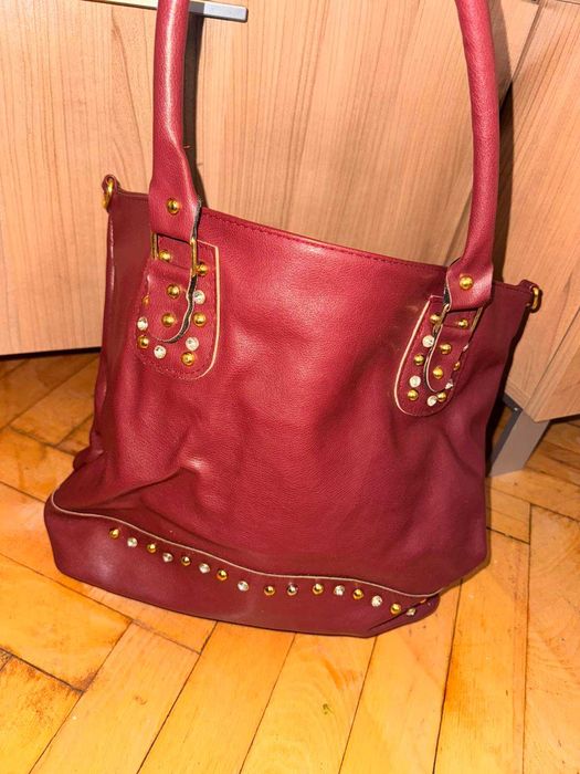 Дамска чанта, цвят бордо