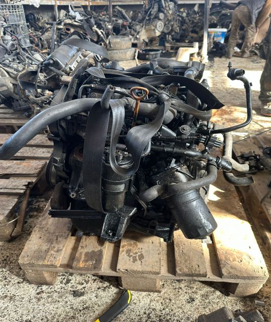 Motor fara anexe Audi A4 B5