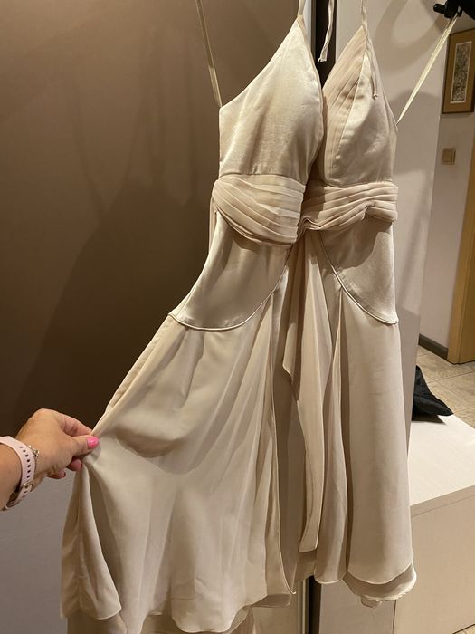 Ефирна коктейлна рокля