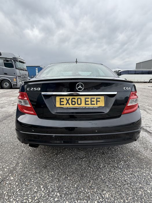 На Части w204 Mercedes C 250 CGi Бензин  *АМГ Пакет*