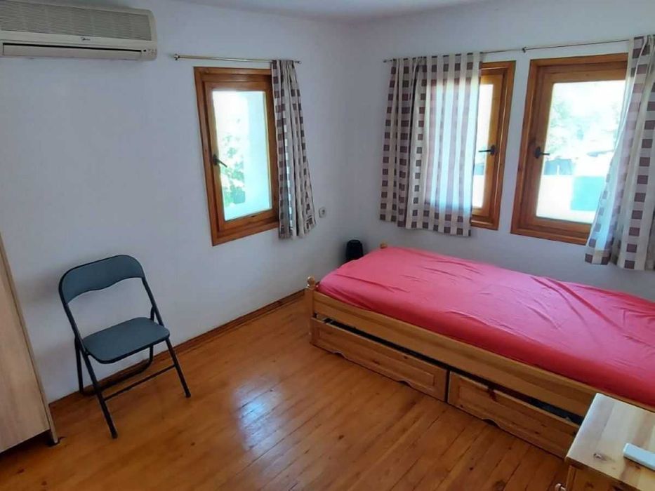 Дава се под наем Къща в Велико Търново, Център - 120 кв.м за 598.23 € - Снимка #8