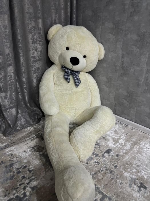 Двухметровый медведь