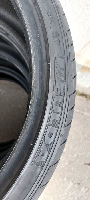 4брЛетни гуми  235 35 19  зимни гуми чифт 235 45 18