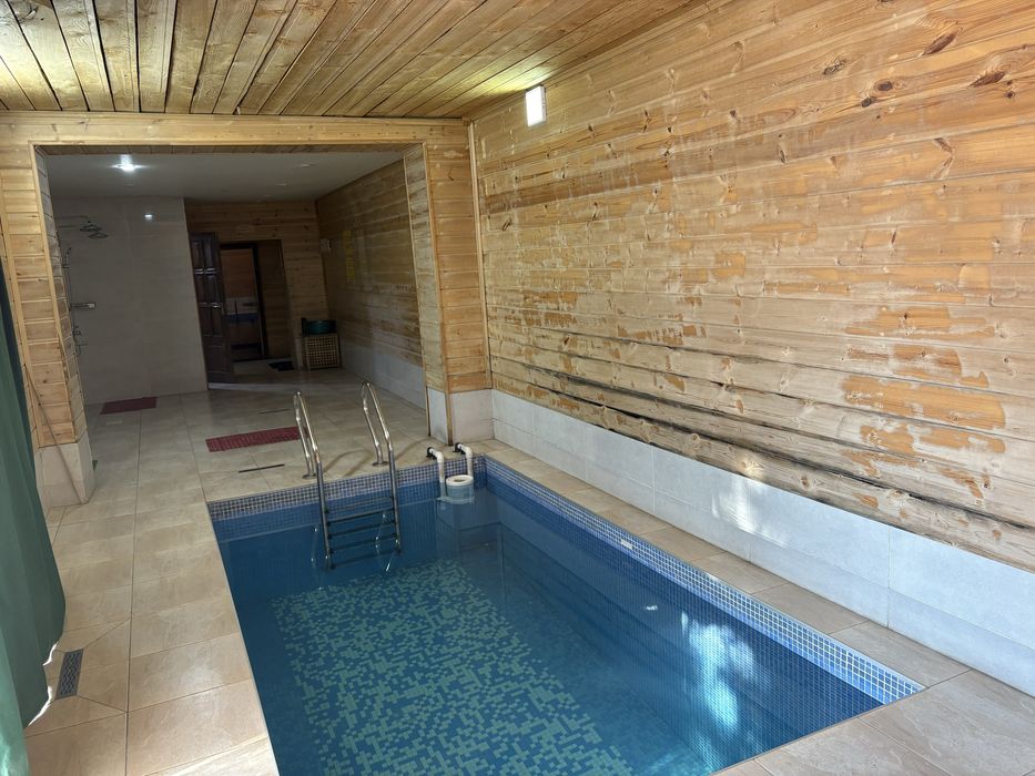 Сауна с бассейном