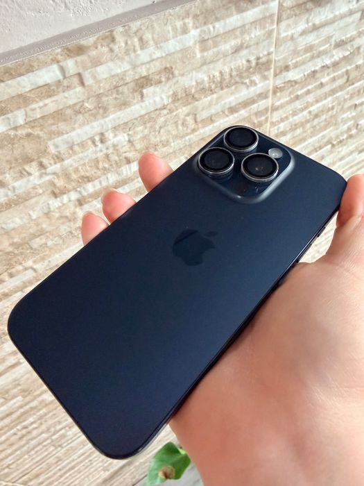 Iphone 15 pro - отлично състояние
