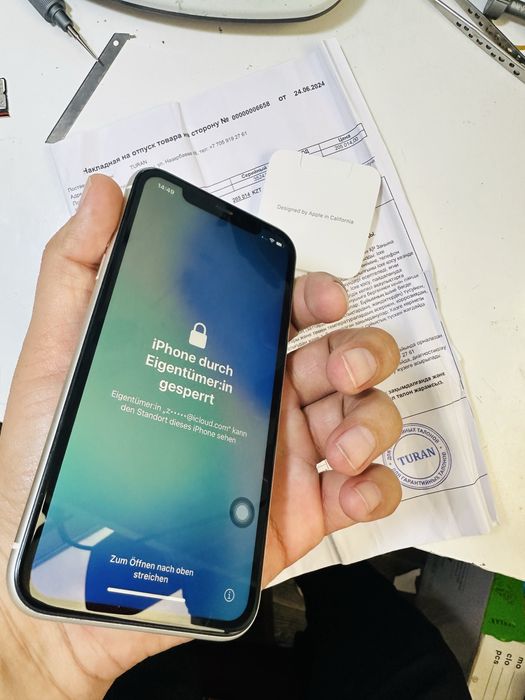 iPhone 11 128ГБ идеал 89%