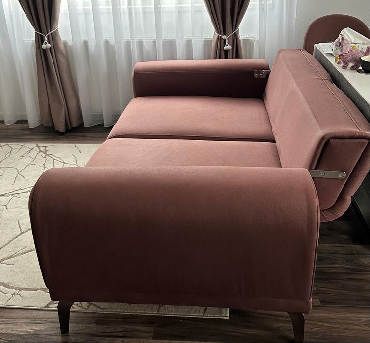 Canapea Living Semi Extensibila