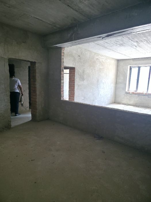 Gorgaz Qizil domda 2 xonalik kvartira sotiladi