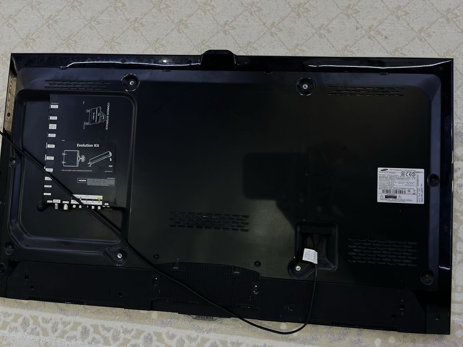 Продам телевизор самсунг