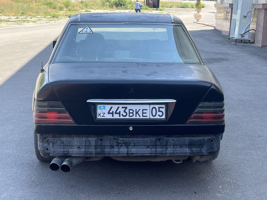 Mersedes Benz w124