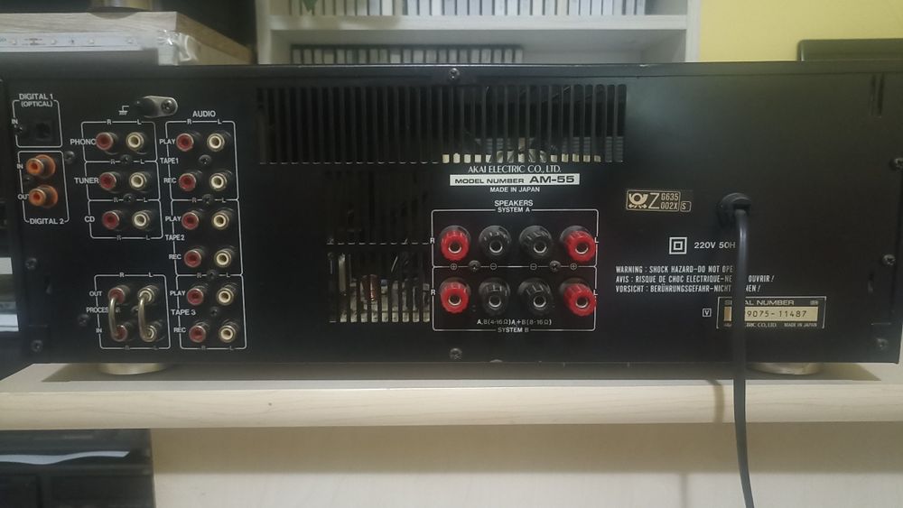 Amplificator Akai AM-55