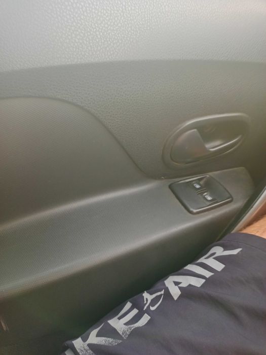 Продам автомобиль Renault Logan