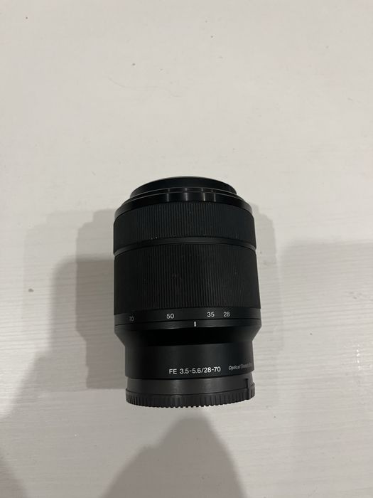 Обьектив sony FE 3.5 - 5.6 / 28-70