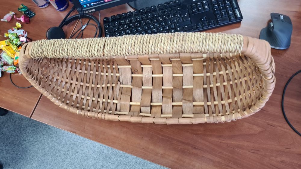 Корзинка плетеная