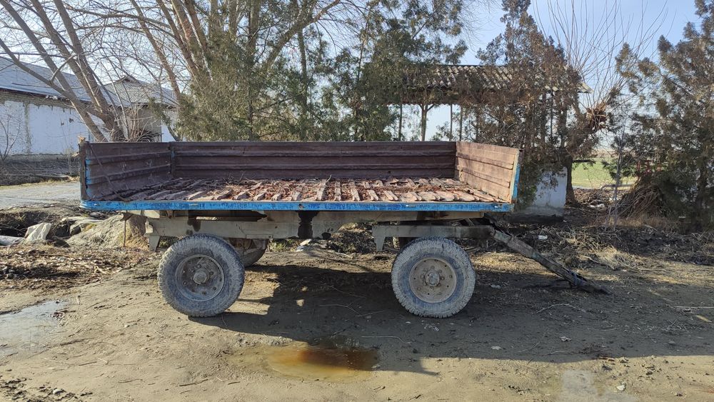 Yumz traktor komplek sotilsdi