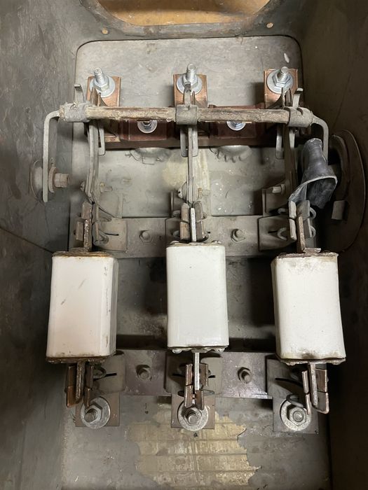 Продам рубильник