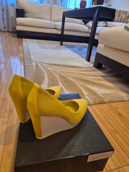 Обувки на платформа Calvin Kline