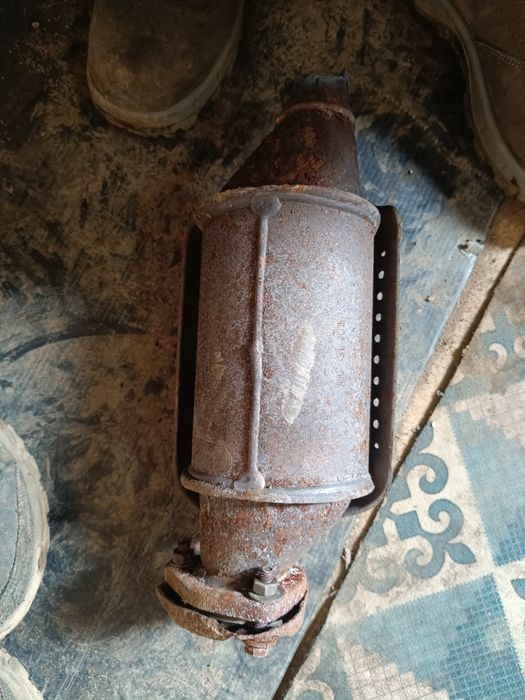 Катализатор срочно продам