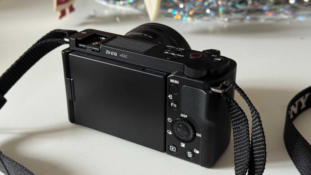Камера ZV-E10 Kit 16-50mm