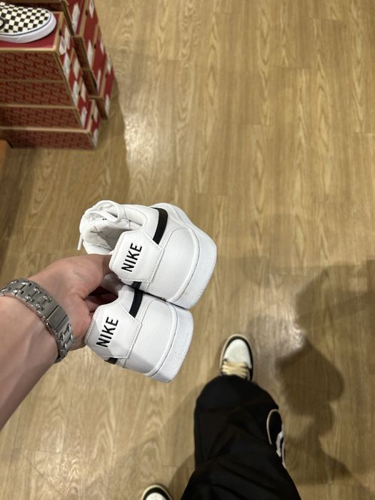 Продается кроссовка Nike air force 1 оригинал