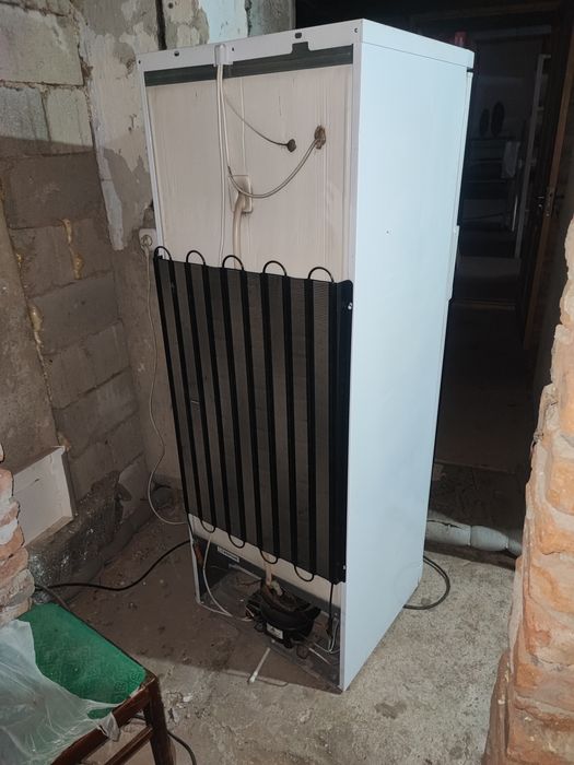 Морозильник Indesit SFR167NF.002