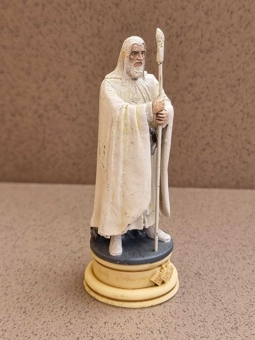 Lot 3 piese de sah colectia Eaglemoss Lord of the Rings