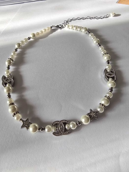 Chanel necklace for women