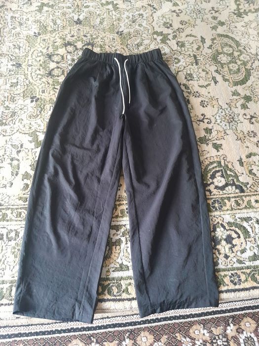 Ayollar uchun keng shimlar