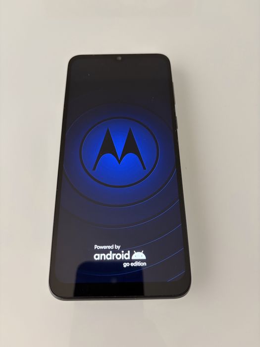 MOTOROLA e13  8GB RAM   128 GB