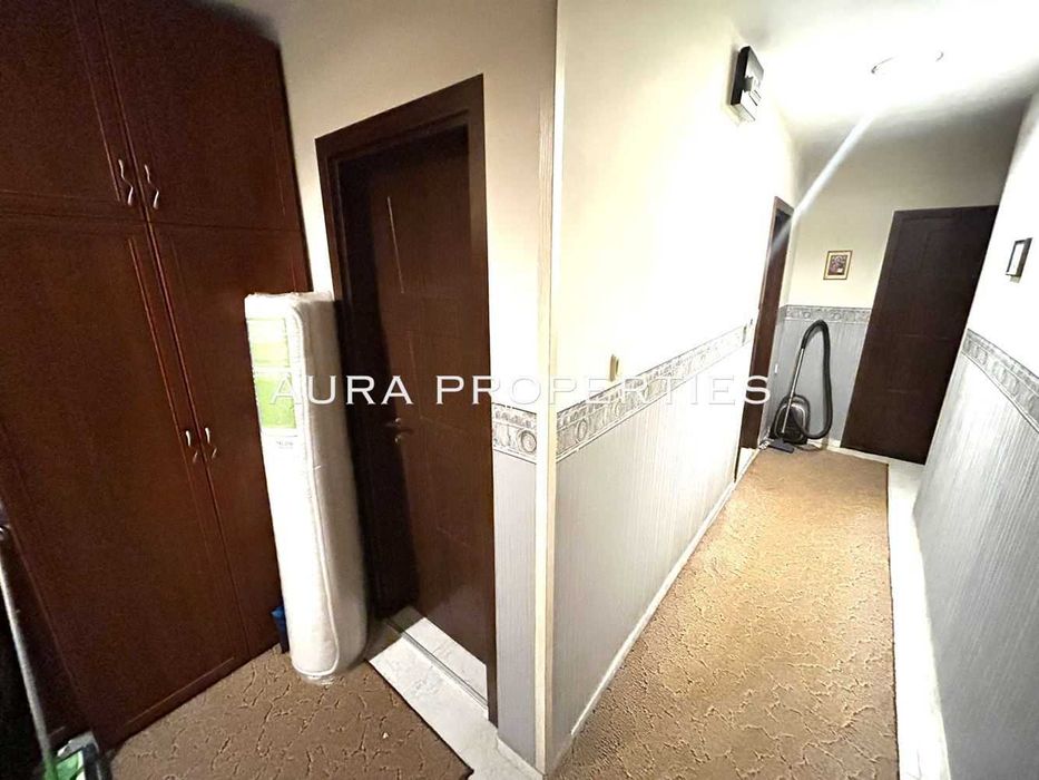 Продава се Тристаен апартамент в Разград, Освобождение - 90 кв.м за 1275 €/кв.м - Снимка #6