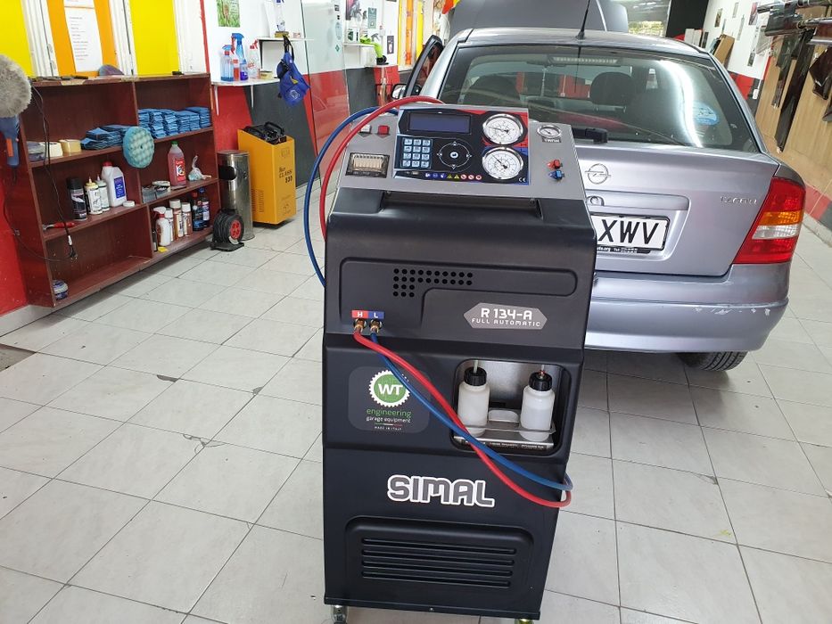 Freon auto R 134a și 1234yf