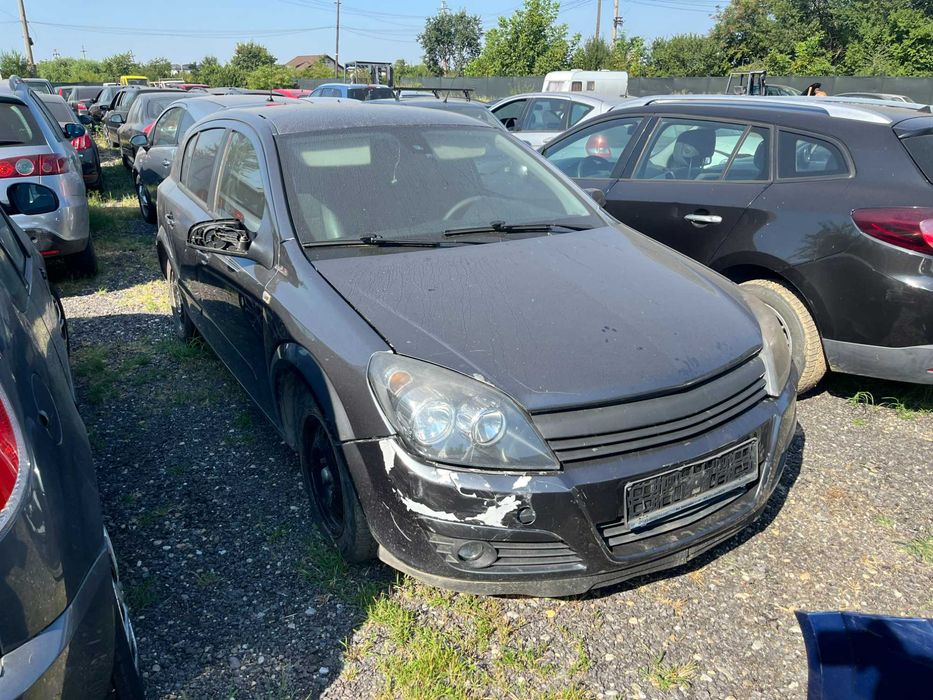 Dezmembrez Opel Astra H 1,4 1,6 benzina cutie automata culoare gri inchis 2005