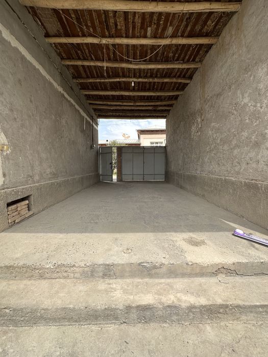 Uy uchqahramondan 6 km otkanda