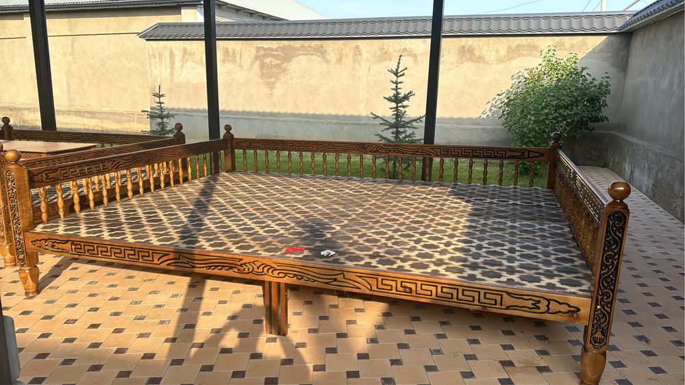 Тапчан тапчан тапчан