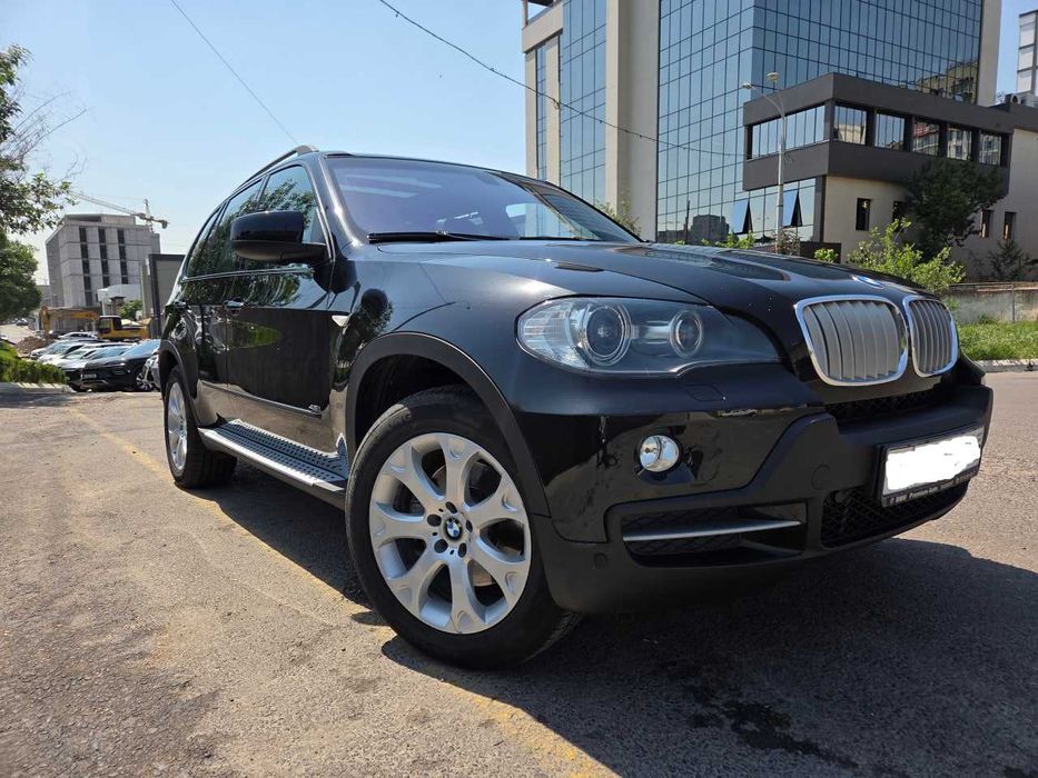 BMW X5 (E70) 4.8i — Легендарная мощь в идеальном состоянии!