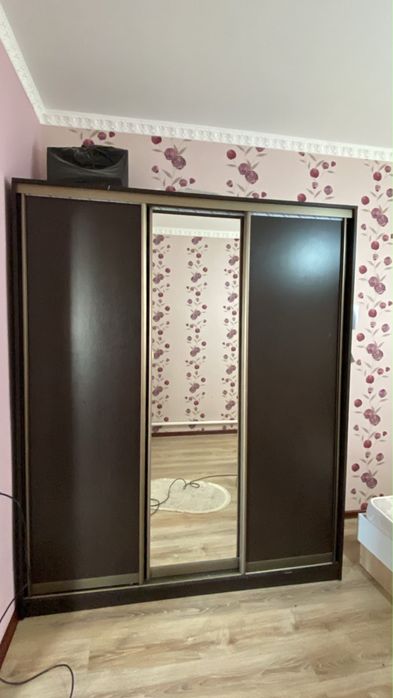 Продается шкаф для одежды
