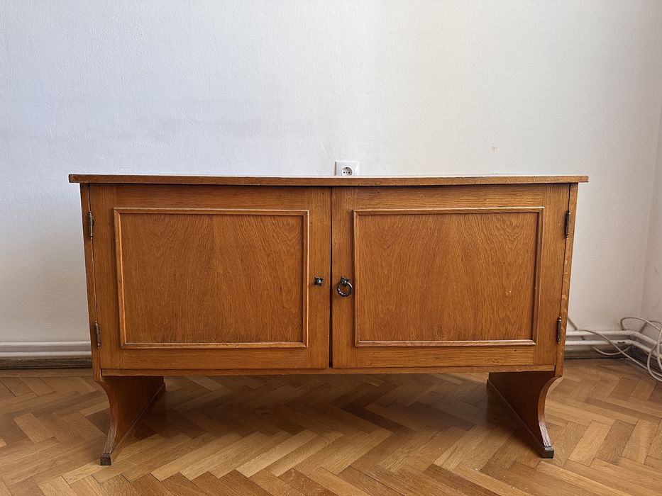 Vand mobila de bucatarie stil rustic