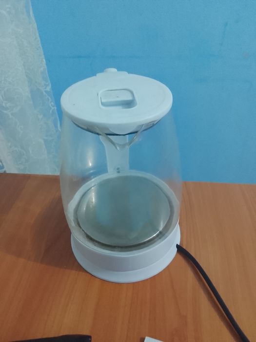 Продам электрический чайник