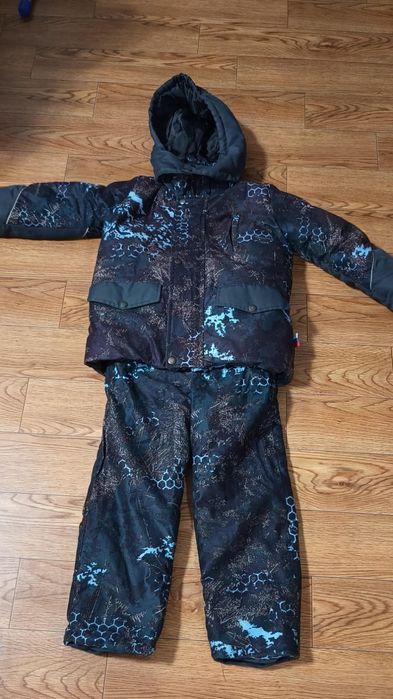 Продам детские вещи.